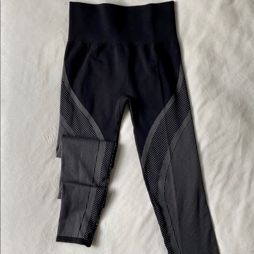 Fabletics Set - image 5